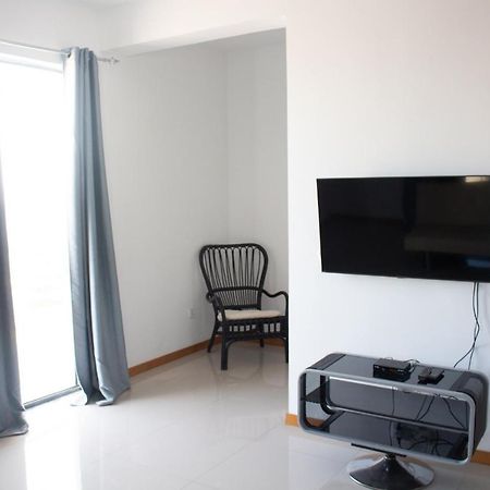 Beautiful And Brand New 2 Bedrooms Apartment/ Magnifico E Novo Apartamento T2 Прайя Экстерьер фото